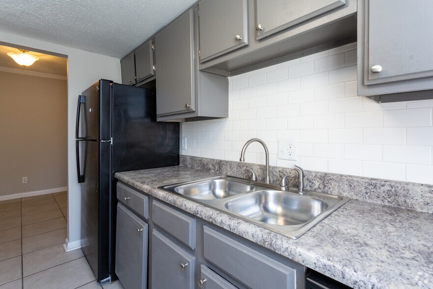 Summer Crossing 1010 Henderson Rd Huntsville AL 35816 Apartment Finder