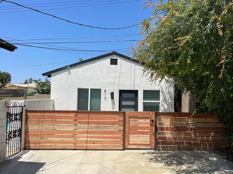 Primary Photo - 487 Saint Augustine Ave