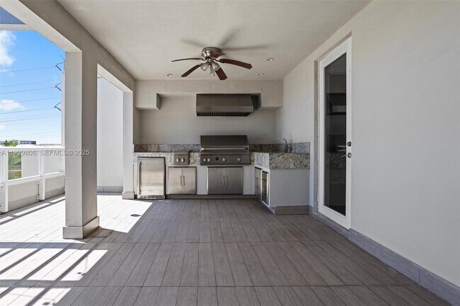 Building Photo - 6308 NW 104th Path