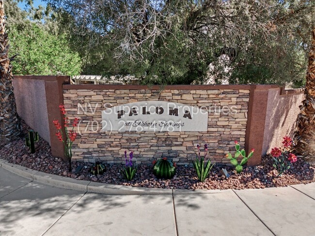 Building Photo - NW!! 4 Bedrooms!!! All Tile and Pergo flooring T/O!! NO Carpet!!! Low Maintenance Desert landscap...