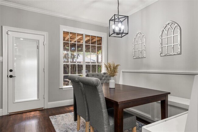 Building Photo - 6422 Gladehill Dr