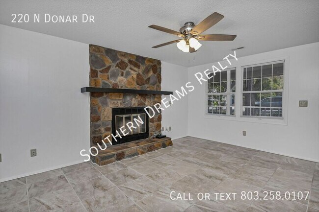 Building Photo - 220 N Donar Dr