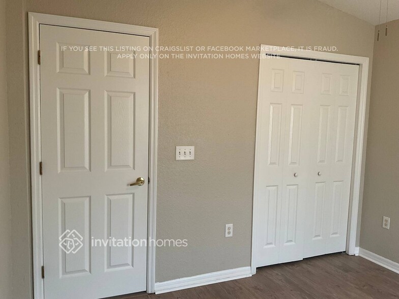 Building Photo - 5237 Snowy Heron Dr