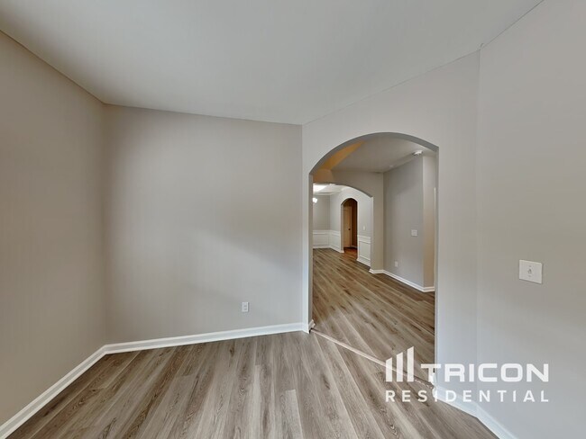 Building Photo - 4110 Tarnwood Pl