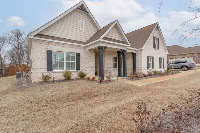 Building Photo - 357 Sydney Dr S