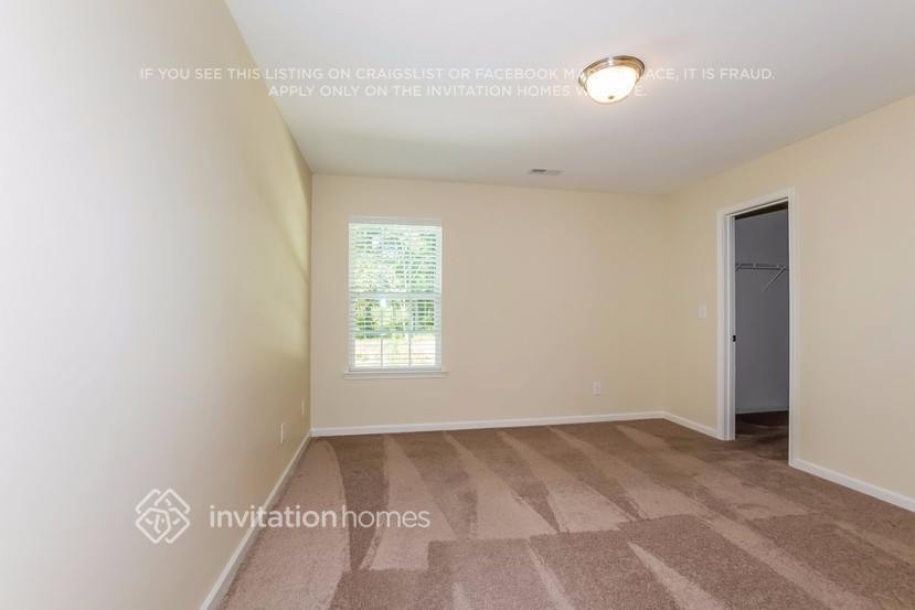 Building Photo - 9507 Pond Vista Court