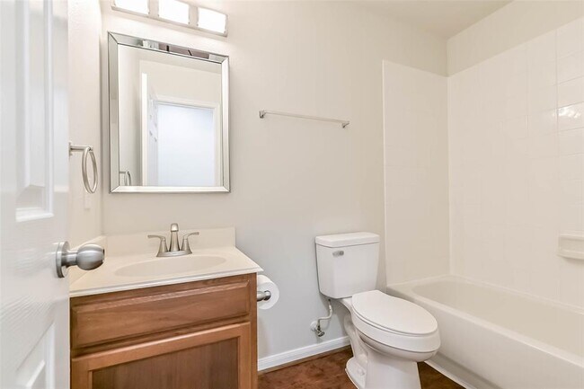 Building Photo - 3306 Barnes Ln