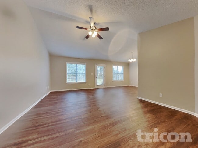 Building Photo - 69 Gray Ghost St