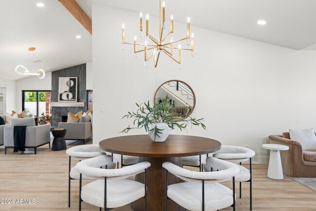 Building Photo - 1643 W Griswold Rd