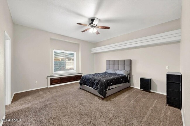 Building Photo - 3044 Tierra Fresno Dr