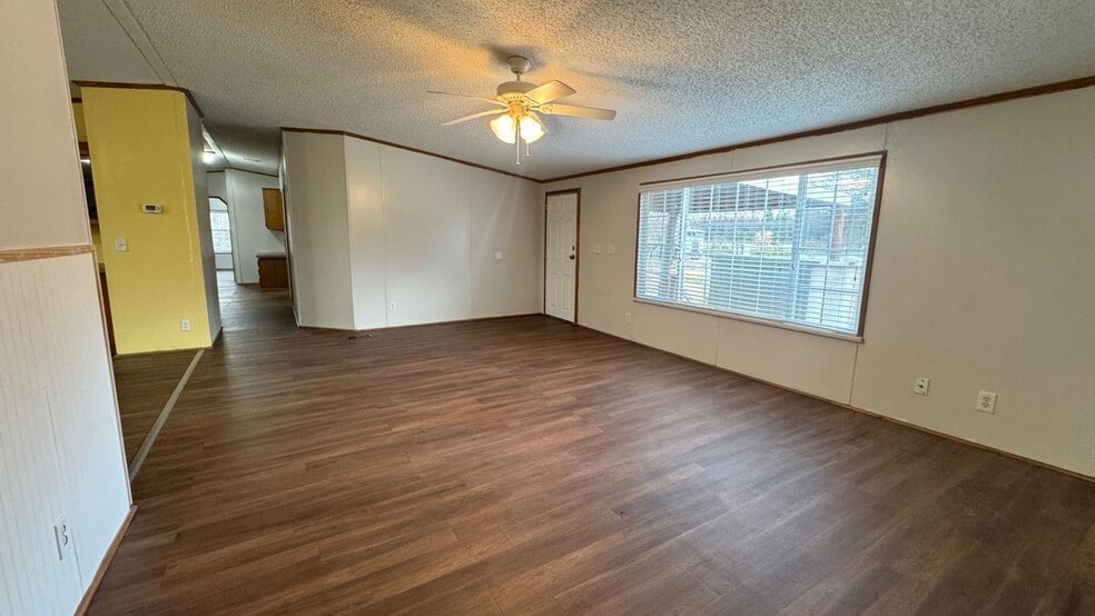 Building Photo - 21120 Binford Rd