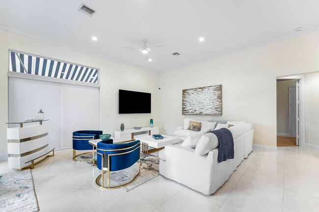 Building Photo - 6673 NW 24th Terrace