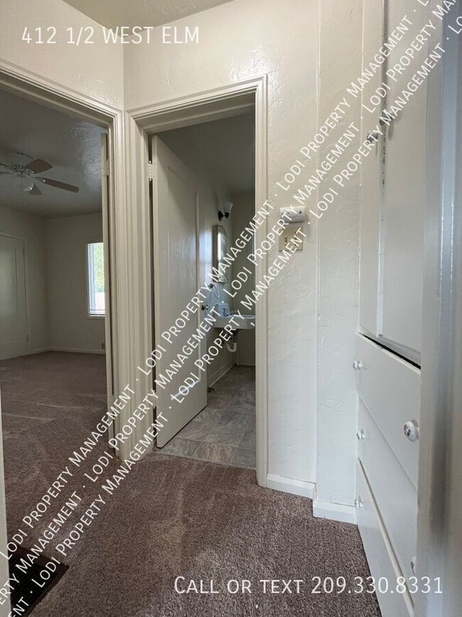 Building Photo - 412 1/2 WEST ELM-