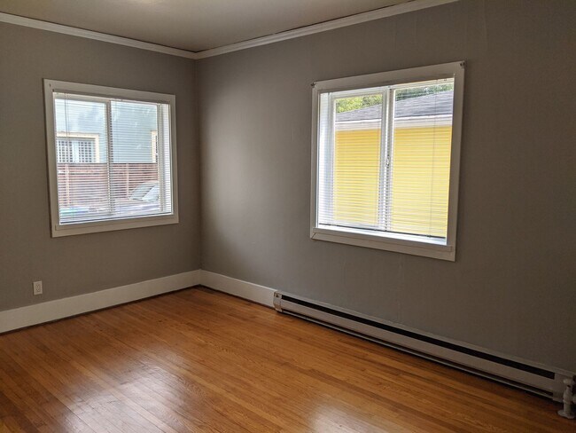 Building Photo - HALPC02