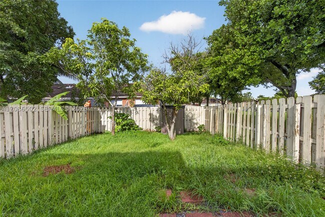 Building Photo - 23702 SW 110th Ave