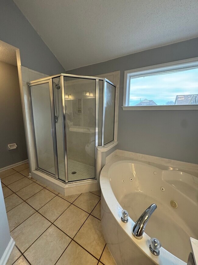 Building Photo - 7857 Windy Willow Rd