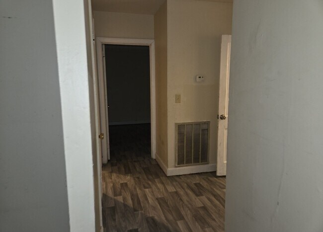Building Photo - 3271 Millerfield Rd