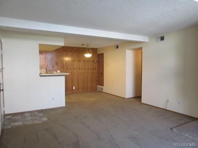 Building Photo - 921 S Zeno Way