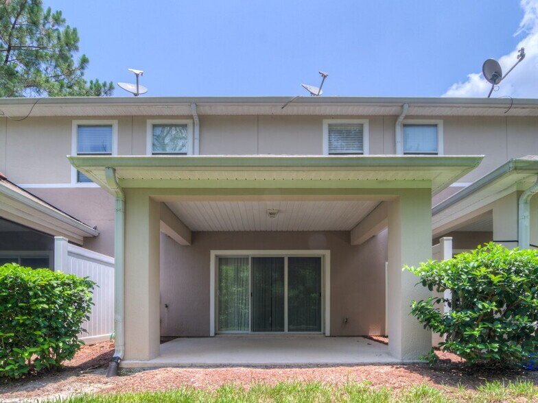 Building Photo - 13478 Sunstone St