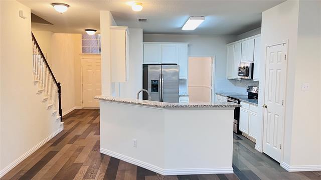 Building Photo - 818 Green Pond Dr