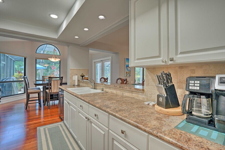 Building Photo - 28450 Winthrop Cir