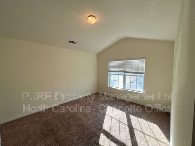 Building Photo - 7627 Galvin St