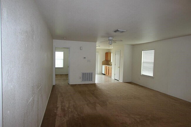 Building Photo - 5015 Fox Mill Ln