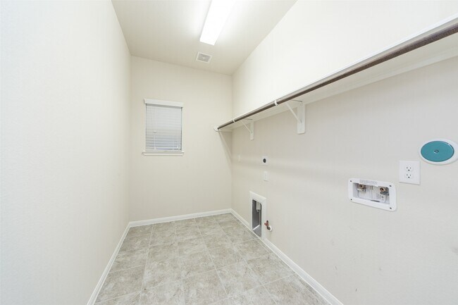 Building Photo - 26718 Hartford Grove Ln