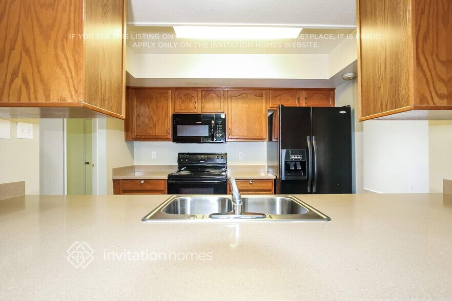 Building Photo - 3520 W Banff Ln.