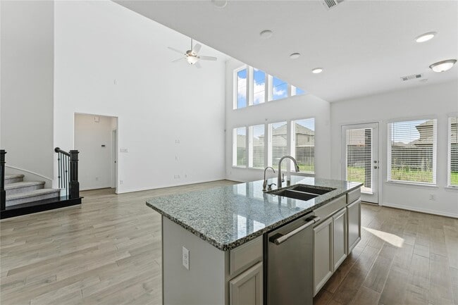 Building Photo - 3614 Windward Canyon Dr