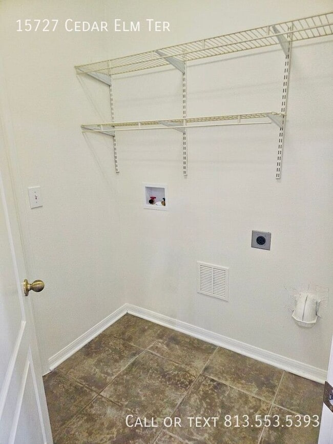 Building Photo - 15727 Cedar Elm Terrace