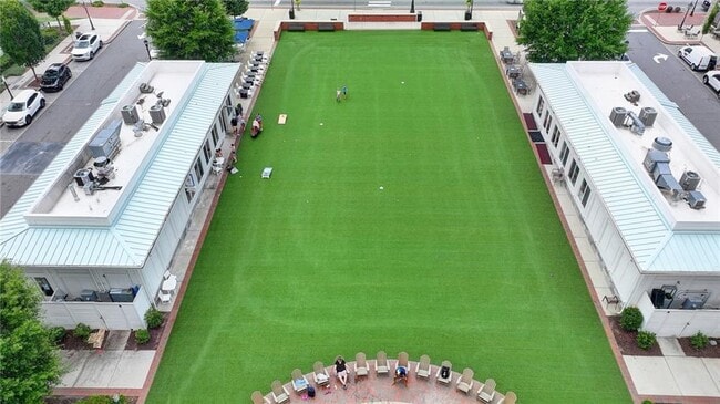 Building Photo - 120 Grand Cres