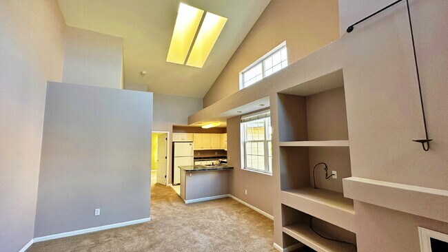Building Photo - 2856 W Centennial Dr