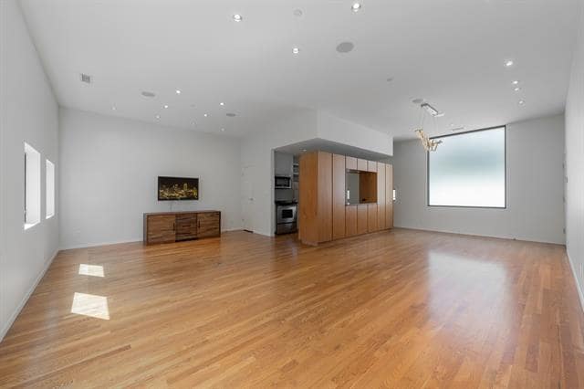 Building Photo - 4001 Bowser Ave