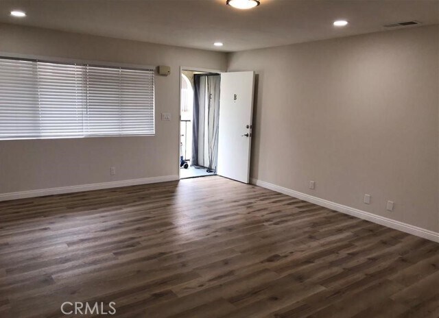 Building Photo - 832 Padilla St