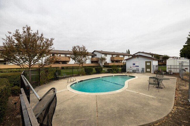 Building Photo - 300 American Canyon Rd