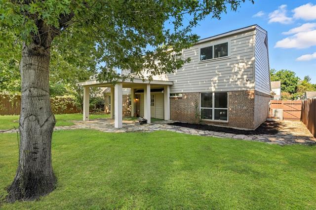 Building Photo - 4004 Willow Run Dr