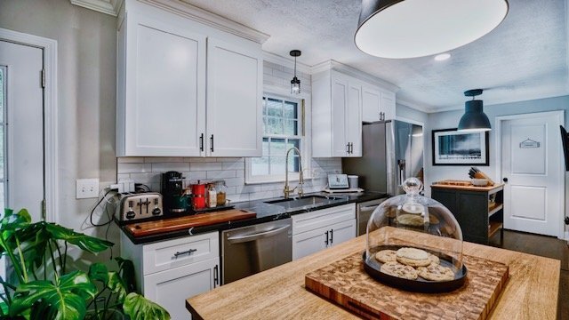 Building Photo - 3740 High Point Ln SW