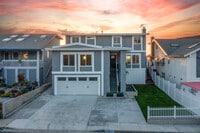 Building Photo - 1881 Parkview Cir