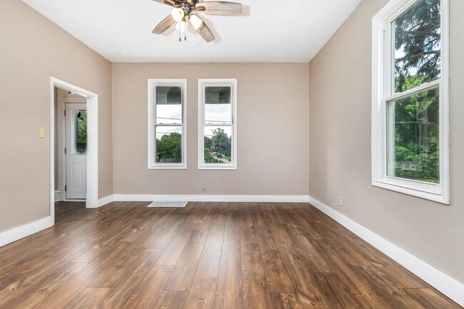 Building Photo - 639 Caledonia Pl