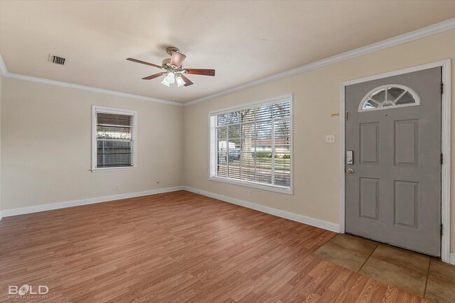 Building Photo - Anderson Island - 3BD/1BA - Showings to begin July 20th