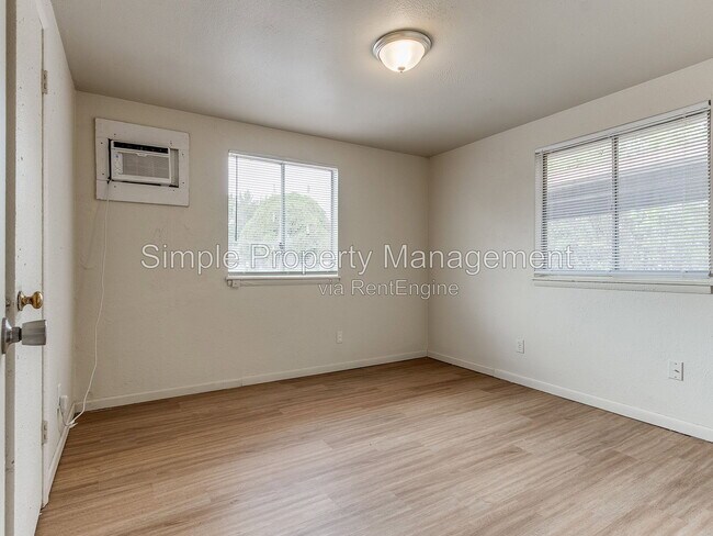 Building Photo - 4012 Parkwoods Ln