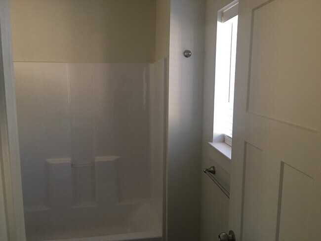 Building Photo - 1461 Wild Rose Way