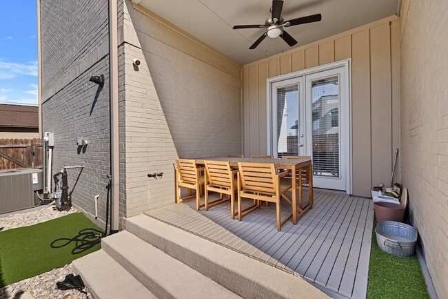 Building Photo - 228 Wimberly St