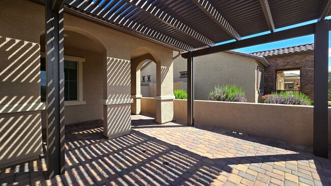 Building Photo - Gorgeous home in gated 55+ community of Canta Mia!