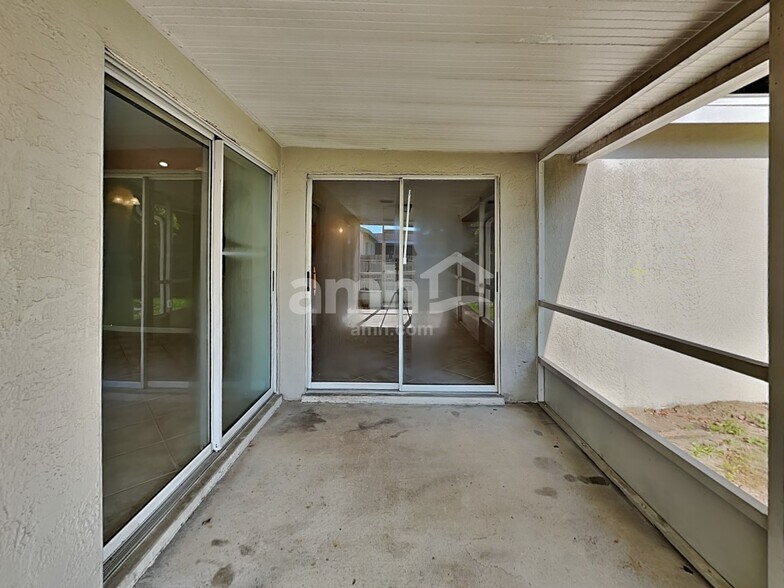 Building Photo - 10519 Sedgebrook Dr