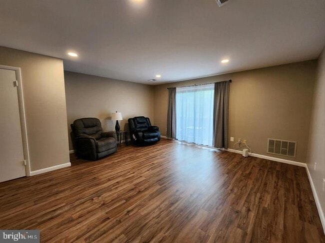 Building Photo - 3714 Steppes Ct