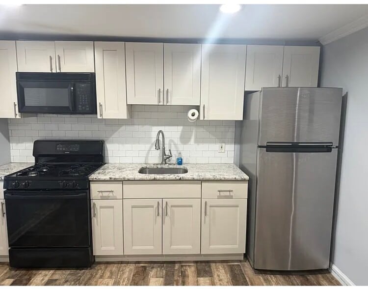 Building Photo - 511 Brooklawn Ave