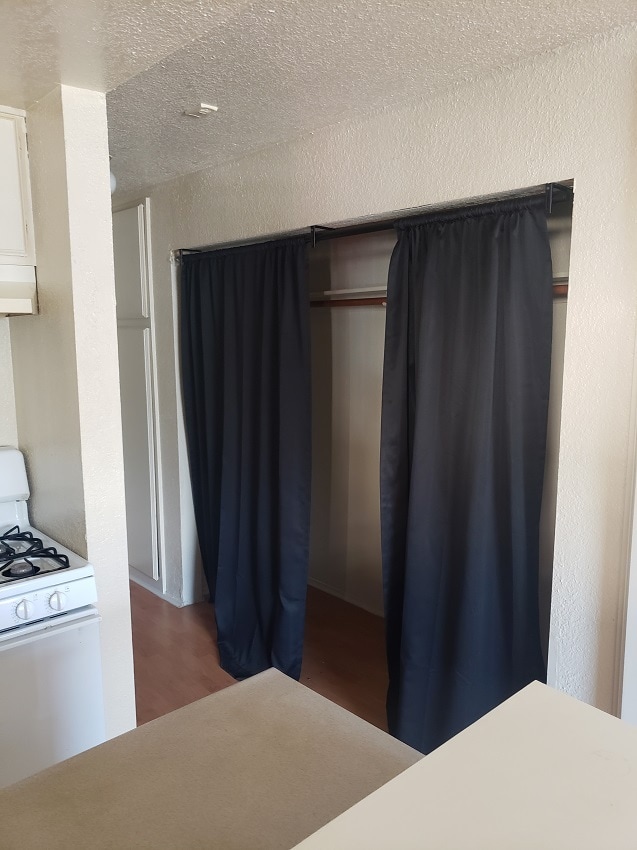Kitchen & Storage - 10220 Tujunga Canyon Blvd