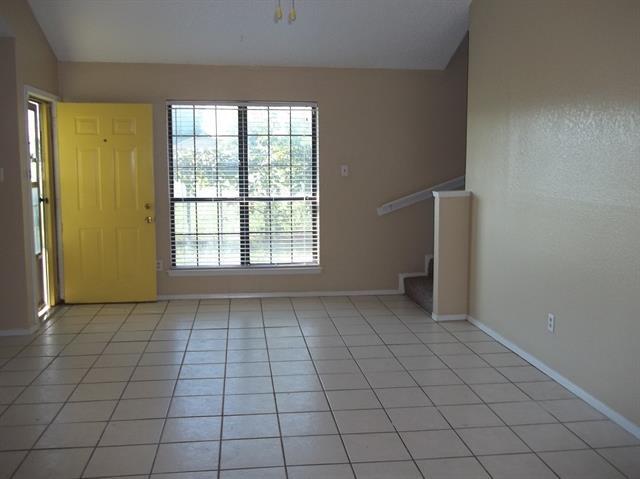 Building Photo - 1757 Carrington Dr